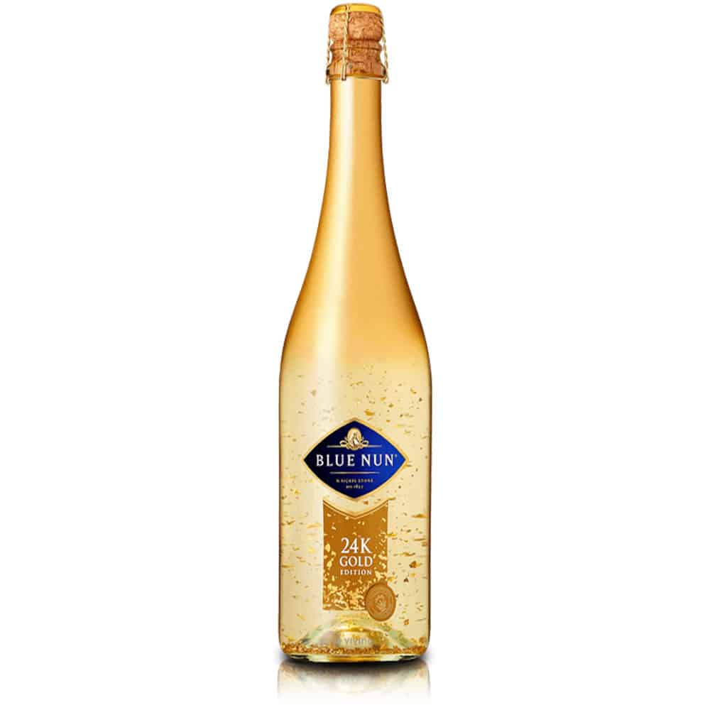 יין לבן יבש מבעבע, בלו נאן עם שבבי זהב 24K.