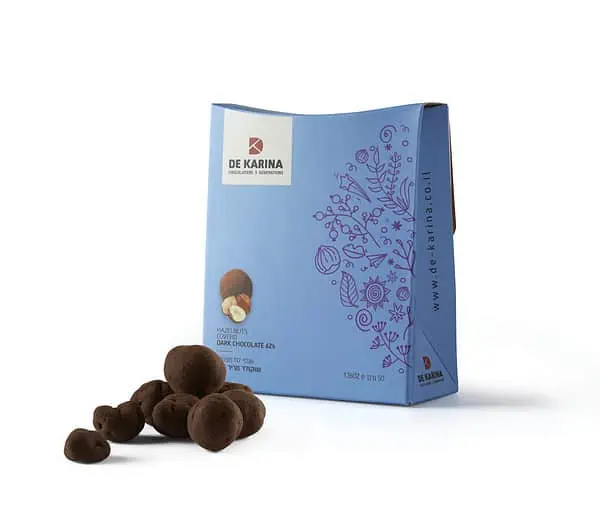 אגוזי לוז מצופים שוקולד מריר 62%..